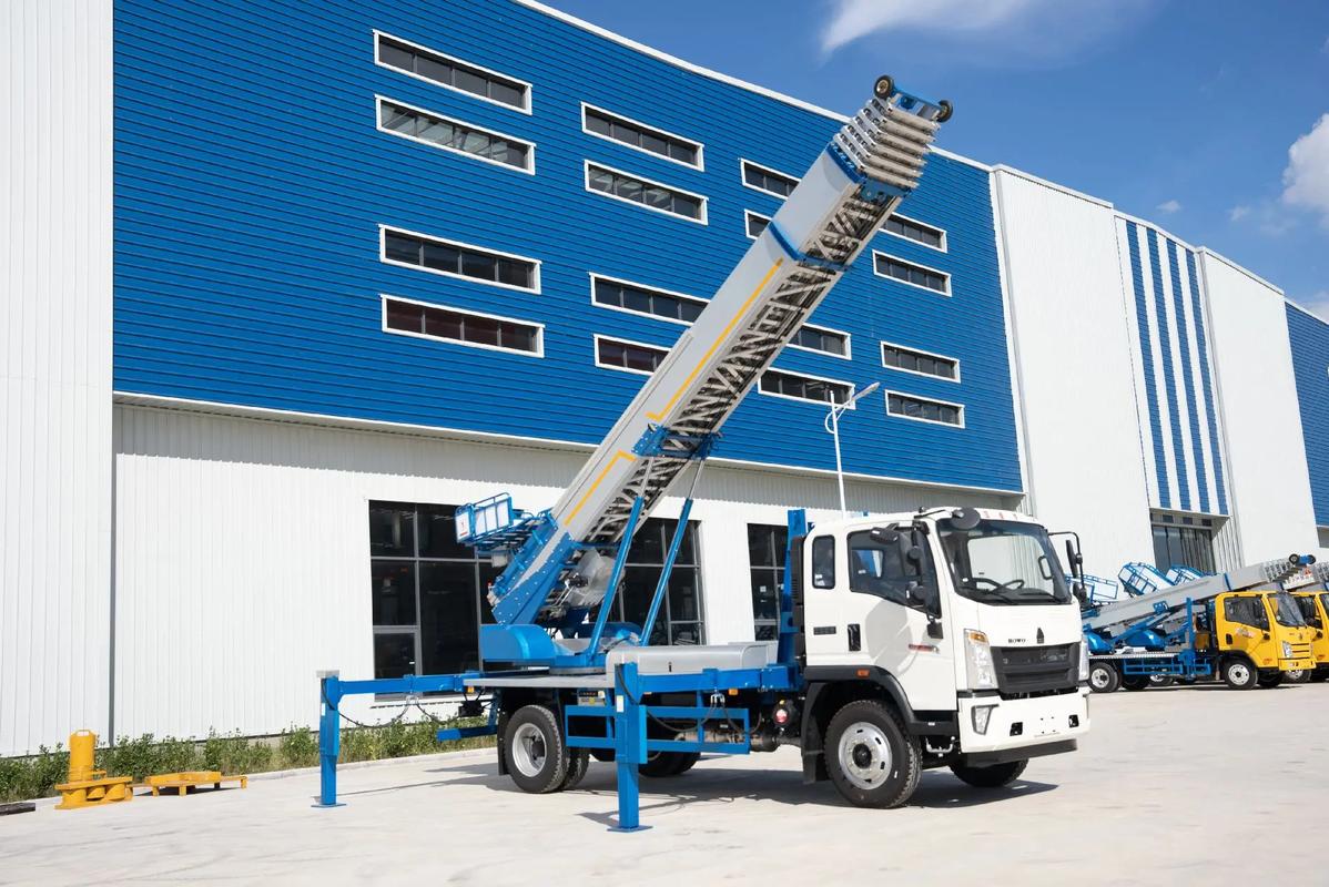 保城镇小型云梯车上料车租赁多少钱