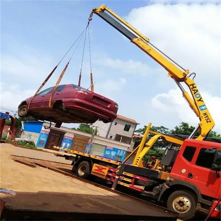 保城镇吊车救援小汽车怎么吊